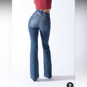 REVICE Flare Jeans in Classic Blue